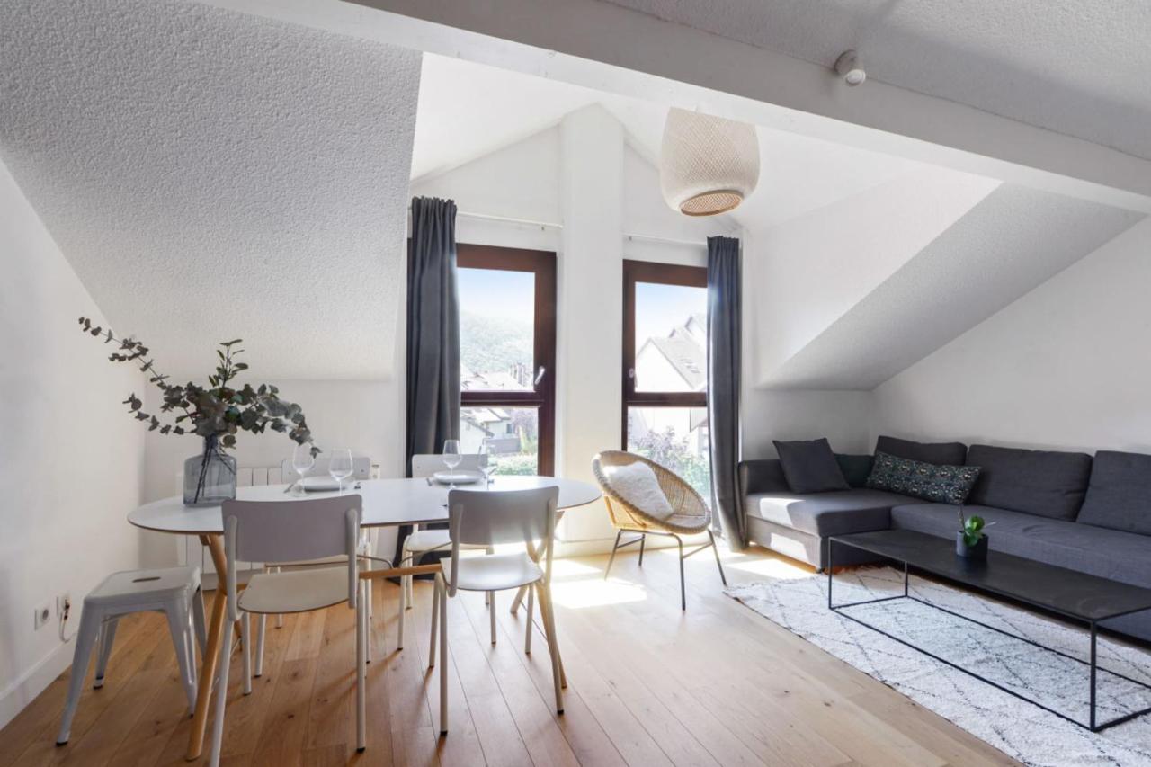 Duplex Volland - Welkeys Apartment อานซี ภายนอก รูปภาพ