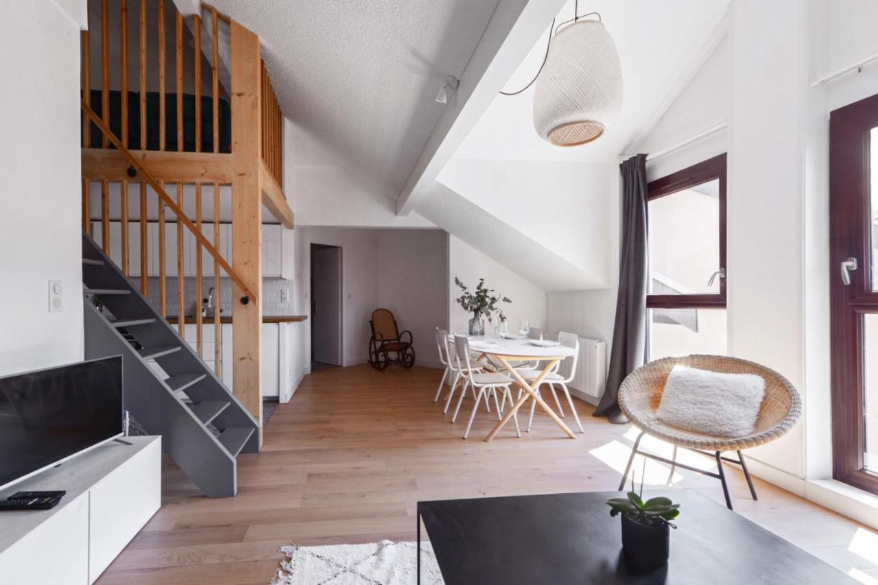 Duplex Volland - Welkeys Apartment อานซี ภายนอก รูปภาพ